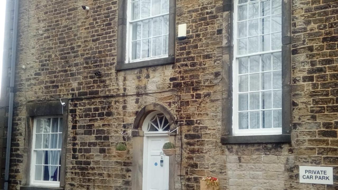 Carer 4 You Residential Home Upholland Экстерьер фото